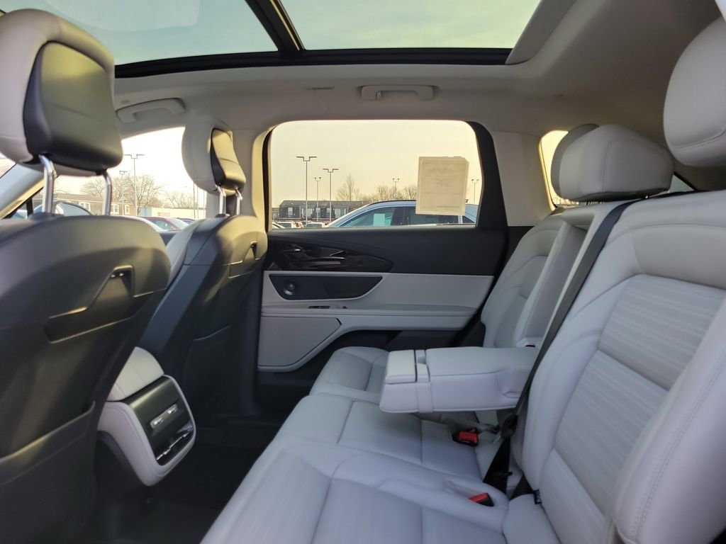 New 2026 Lincoln Nautilus Reserve image 13