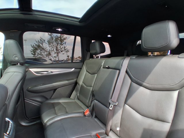Used 2024 Cadillac XT6 Luxury FWD image 26
