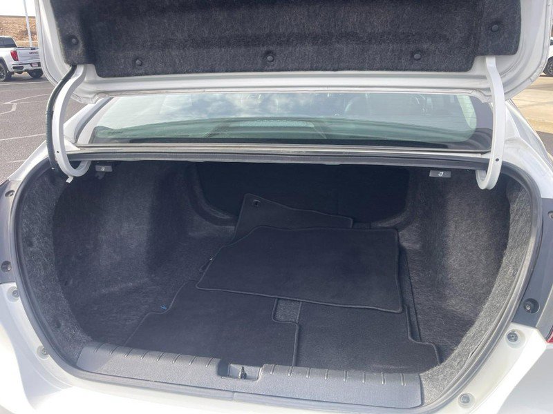 Used 2019 Honda Insight Touring image 14