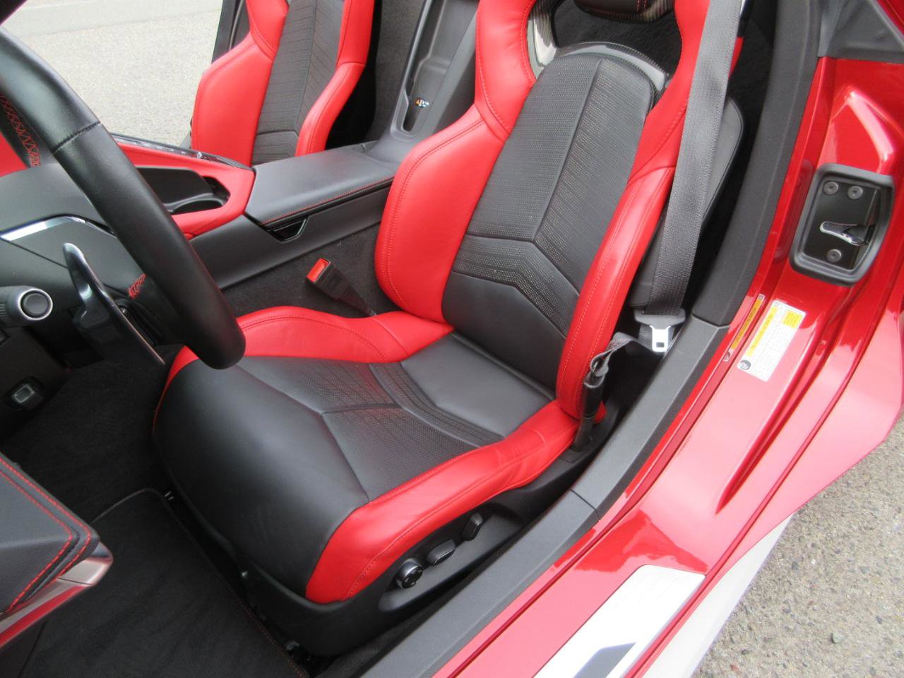 Used 2023 Chevrolet Corvette Stingray Preferred Conv w/ 2LT image 9