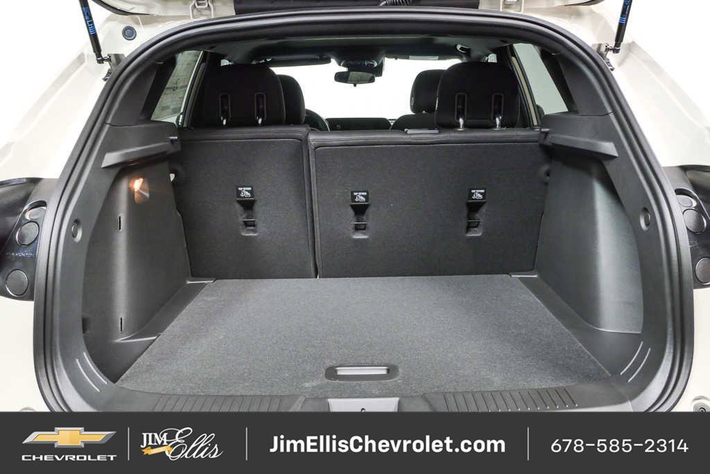 New 2026 Chevrolet Trax RS w/ Sunroof Package FWD image 25