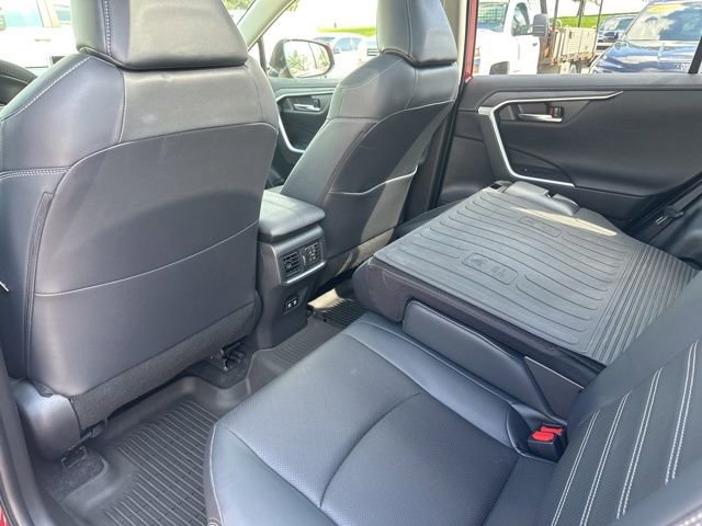 Used 2020 Toyota RAV4 Limited AWD/4WD image 54