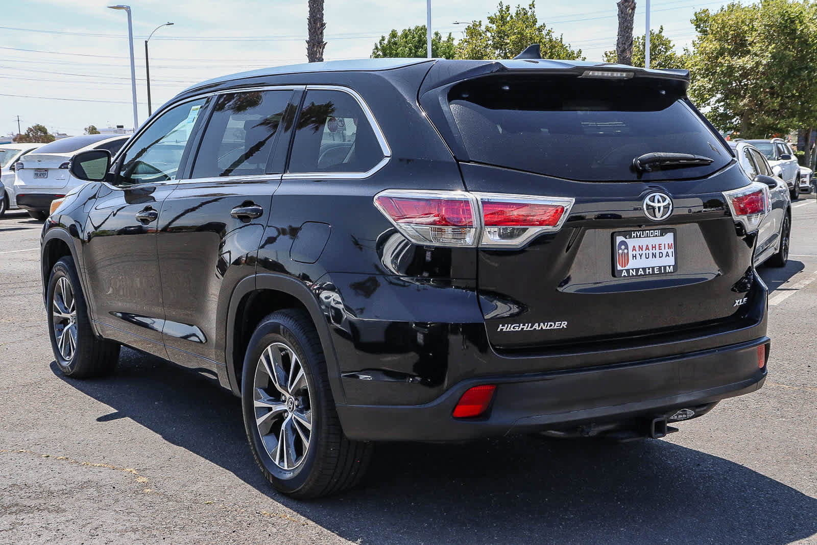 Used 2016 Toyota Highlander XLE FWD image 7
