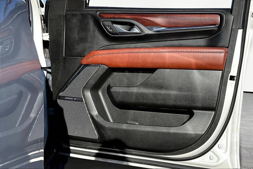 Used 2023 GMC Yukon Denali Ultimate image 19