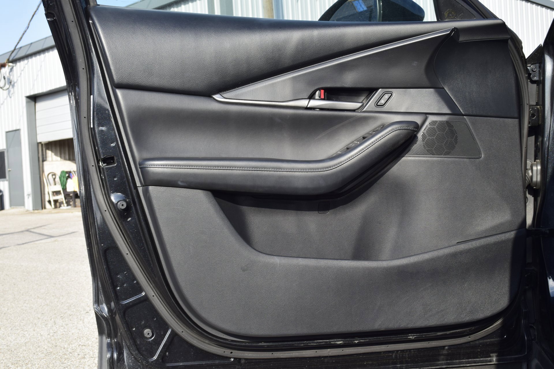 Used 2024 MAZDA CX-30 AWD 2.5 S w/ Select Sport Pkg image 17