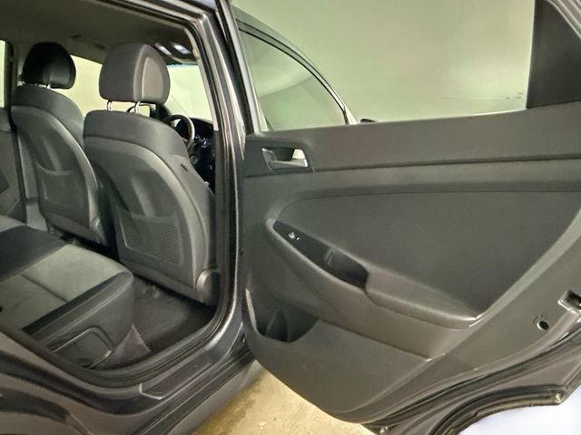 Used 2018 Hyundai Tucson SE AWD/4WD image 11