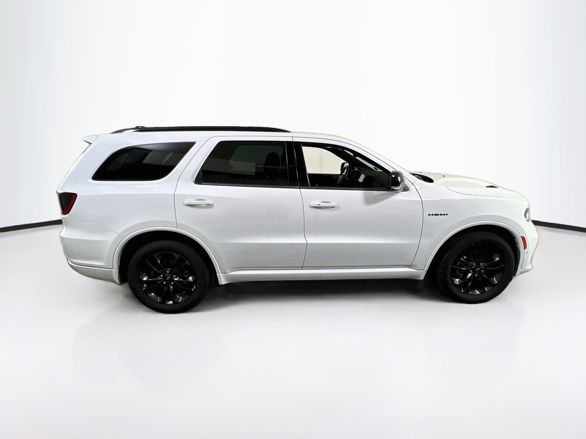 Used 2023 Dodge Durango R/T AWD/4WD image 4