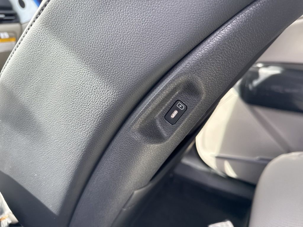 New 2026 Kia Sportage EX image 19