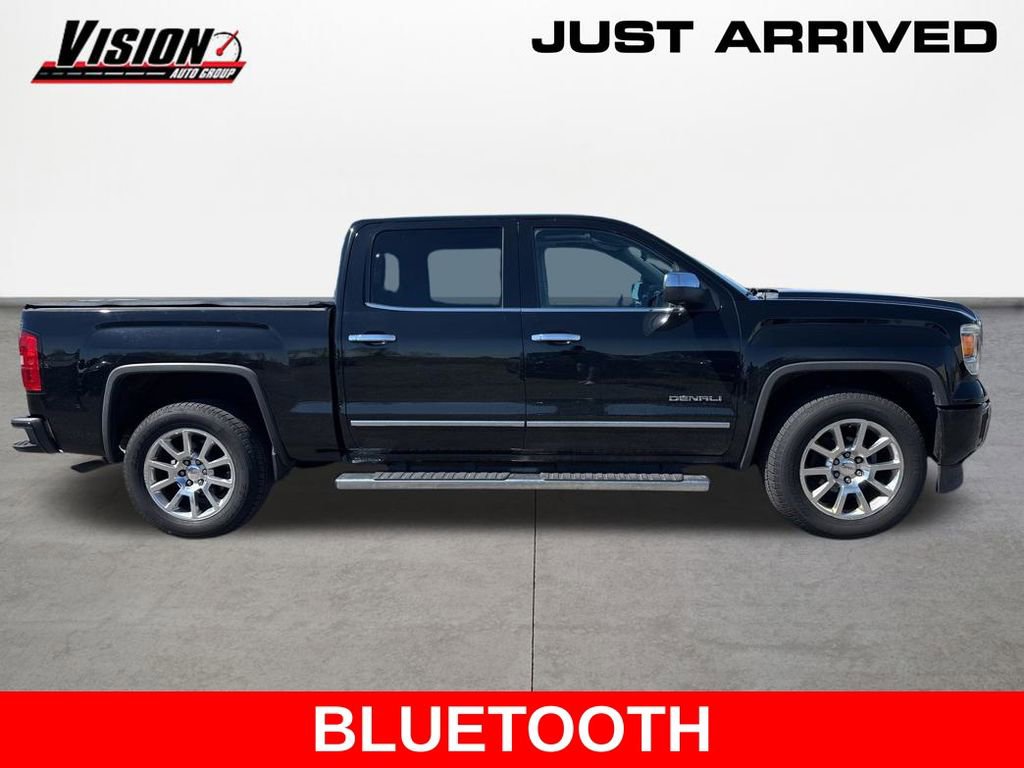 Used 2015 GMC Sierra 1500 Denali w/ Driver Alert Package AWD/4WD image 4