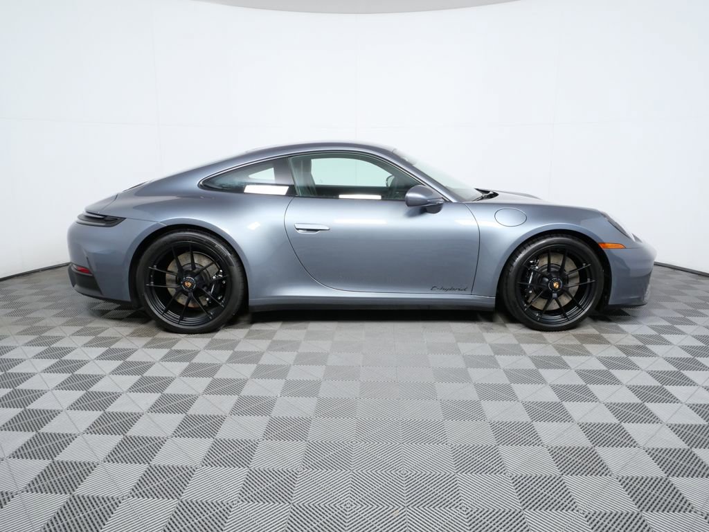 Certified 2026 Porsche 911 Carrera GTS image 22