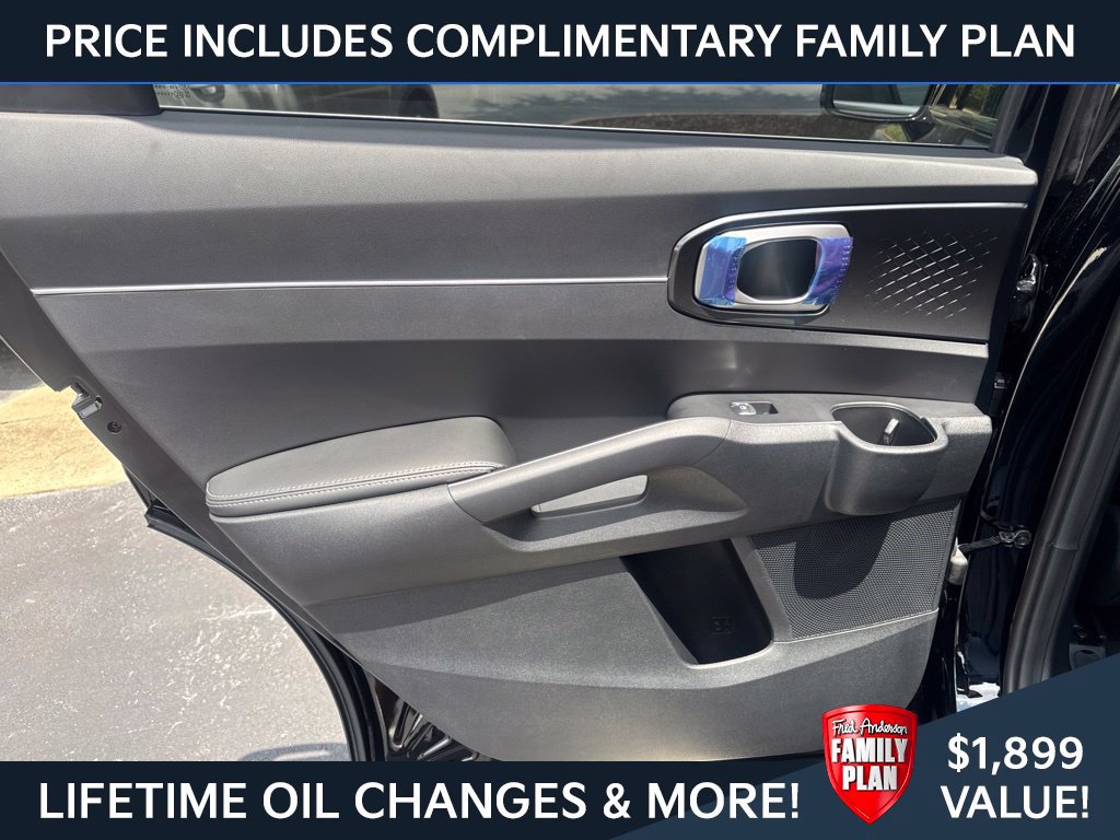 New 2026 Kia Sorento LX FWD image 11