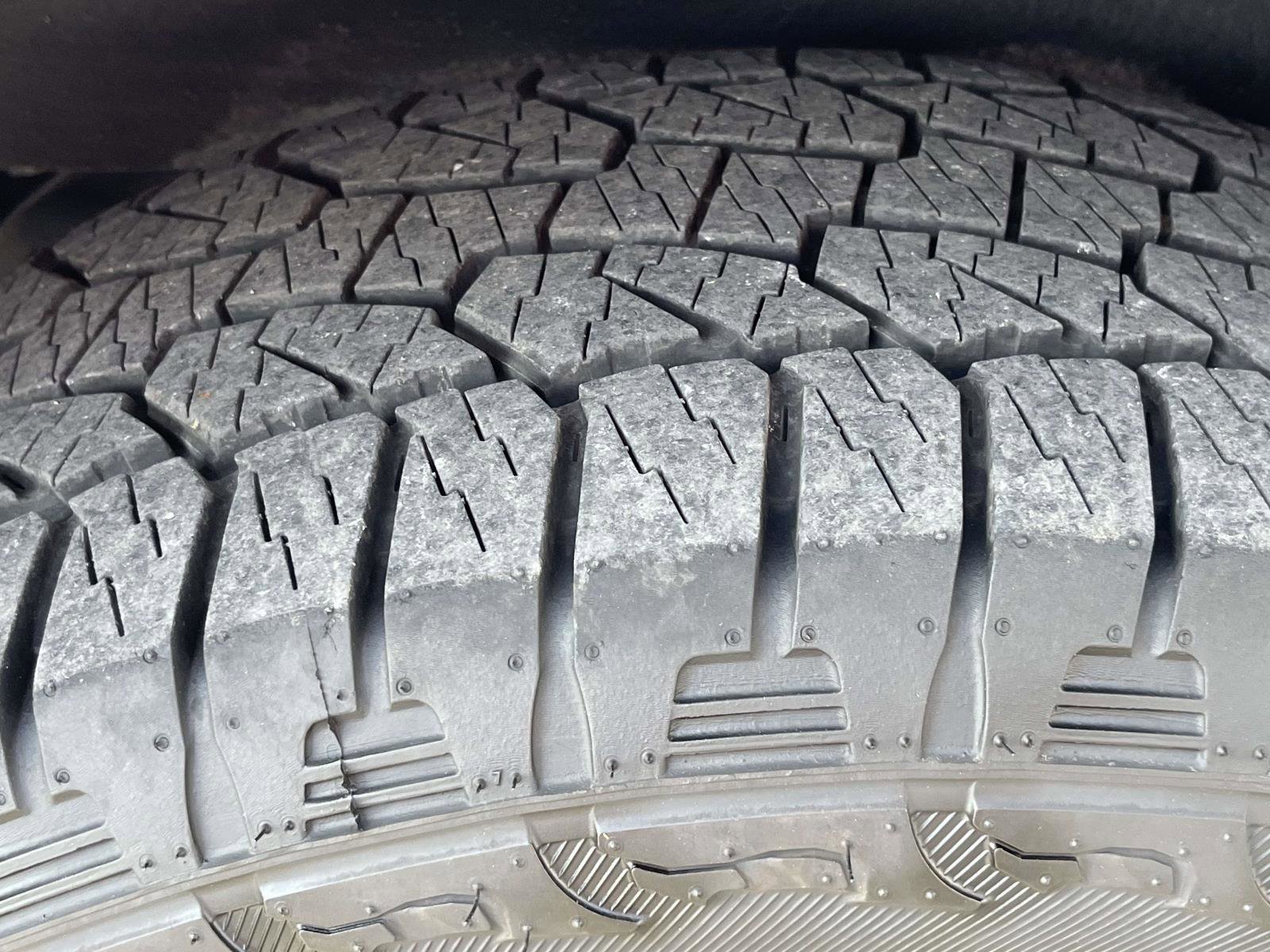 Used 2020 Ford Expedition XLT w/ Equipment Group 202A image 10