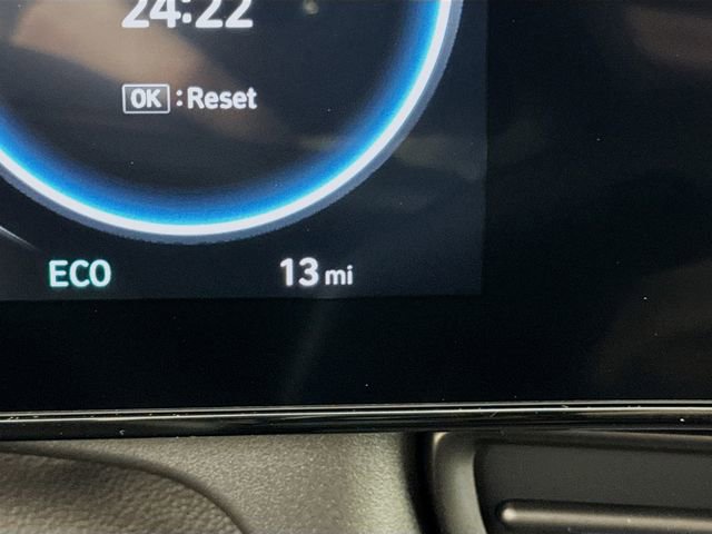 New 2025 Hyundai Elantra SEL image 18