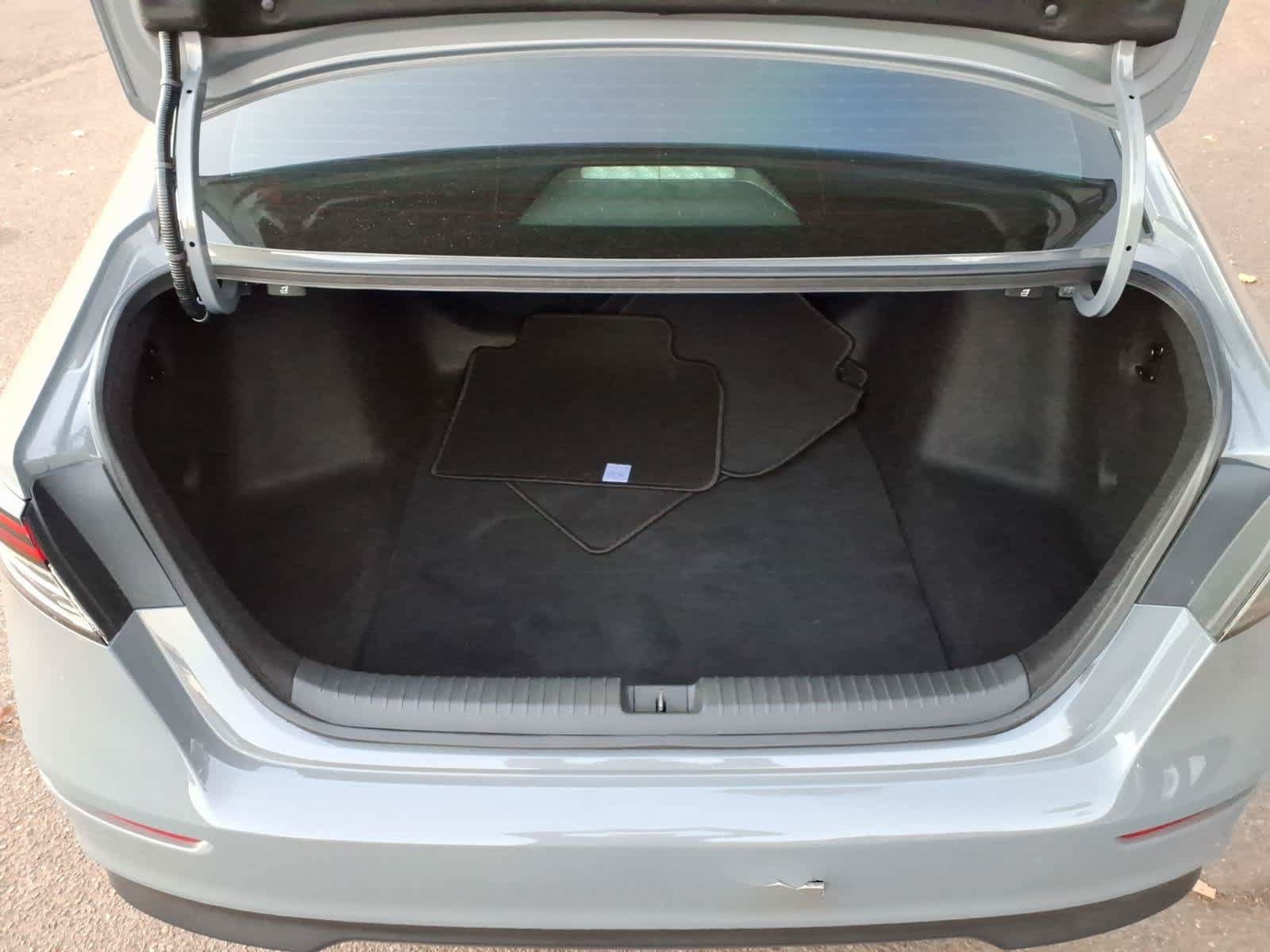 Used 2024 Honda Accord Sport image 6