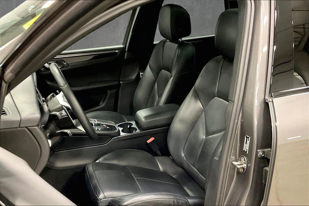 Used 2015 Porsche Macan S image 21