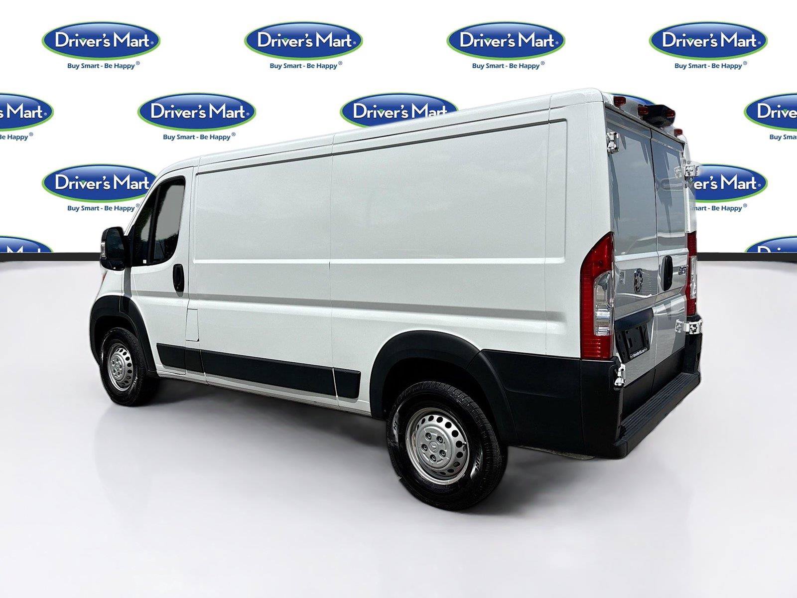 Used 2025 RAM ProMaster 2500 w/ Convenience Group FWD image 5