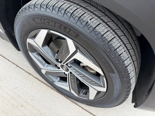Certified 2023 Hyundai Tucson Limited image 11