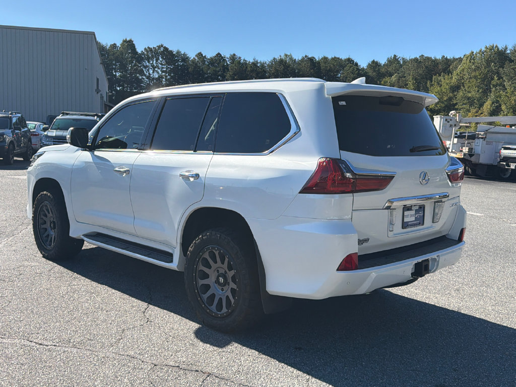 Used 2017 Lexus LX 570 4WD w/ Luxury Package image 5