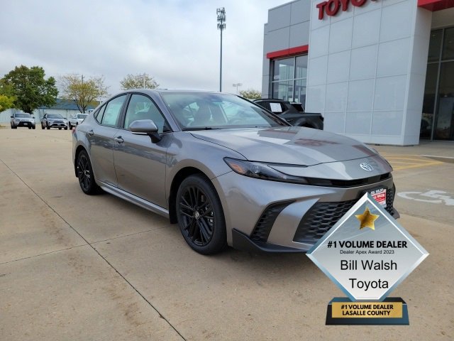 New 2026 Toyota Camry SE video 1