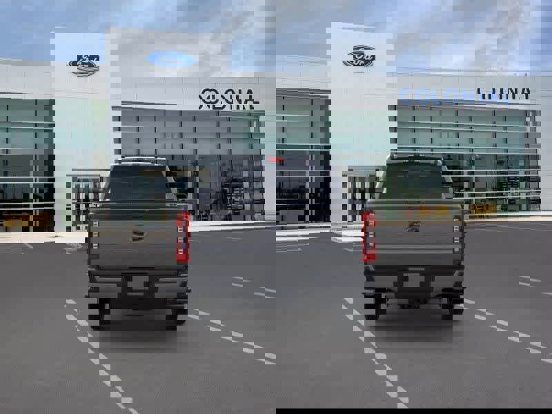 New 2026 Ford F250 Lariat w/ Black Appearance Package image 5