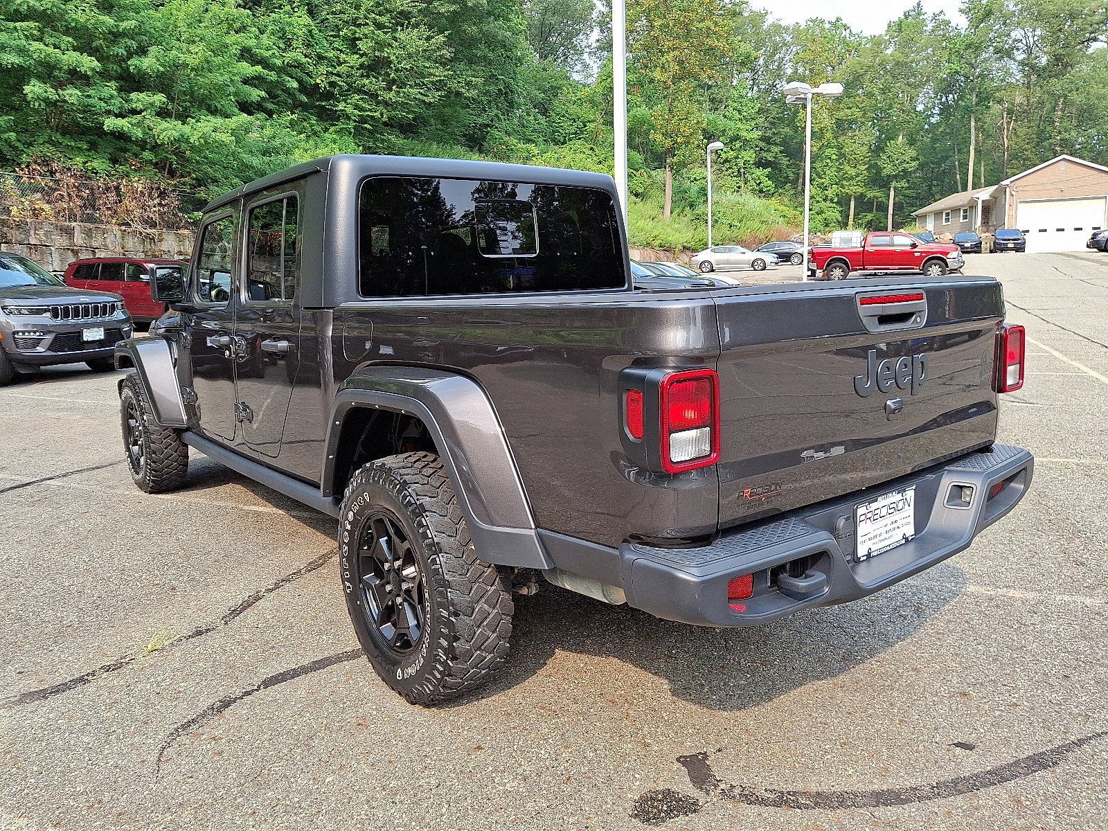 Certified 2021 Jeep Gladiator Willys image 5
