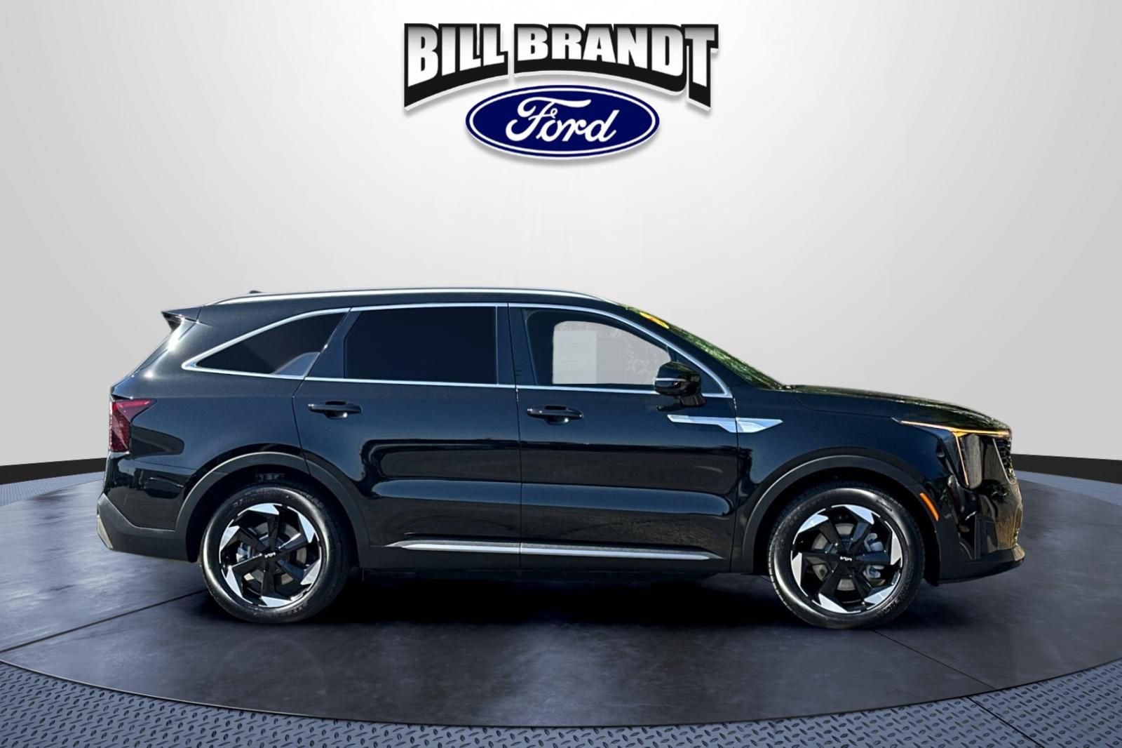 Used 2025 Kia Sorento EX w/ EX Panoramic Sunroof Package AWD/4WD image 2