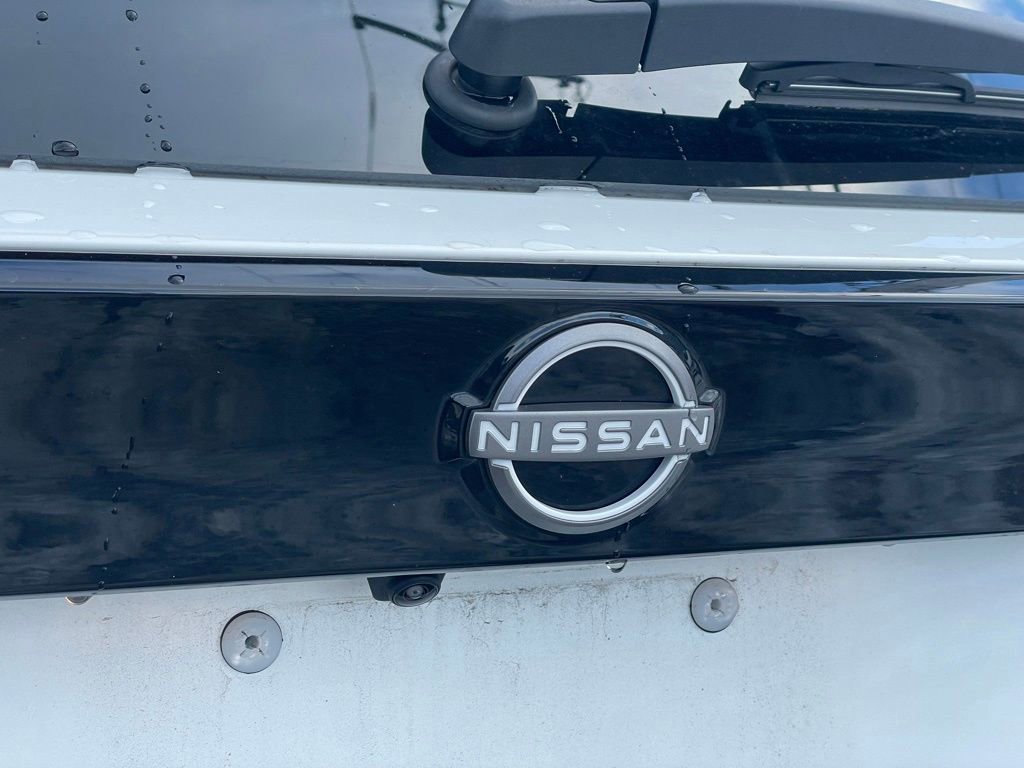 Certified 2025 Nissan Kicks SR w/ SR Premium Package image 24
