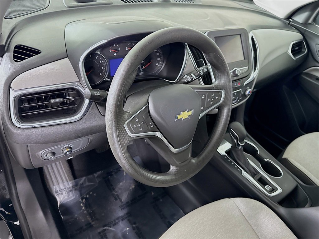 Used 2023 Chevrolet Equinox LS w/ LS Convenience Package image 16