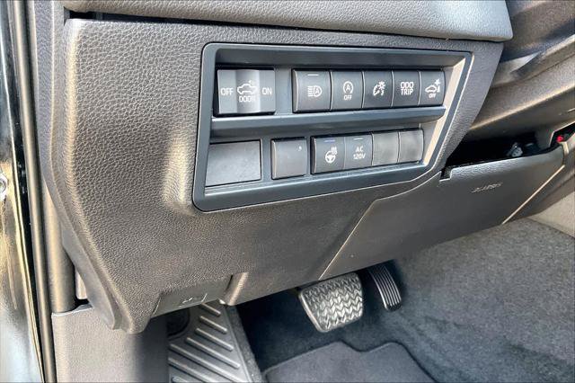 Certified 2026 Toyota Tundra Limited AWD/4WD image 35