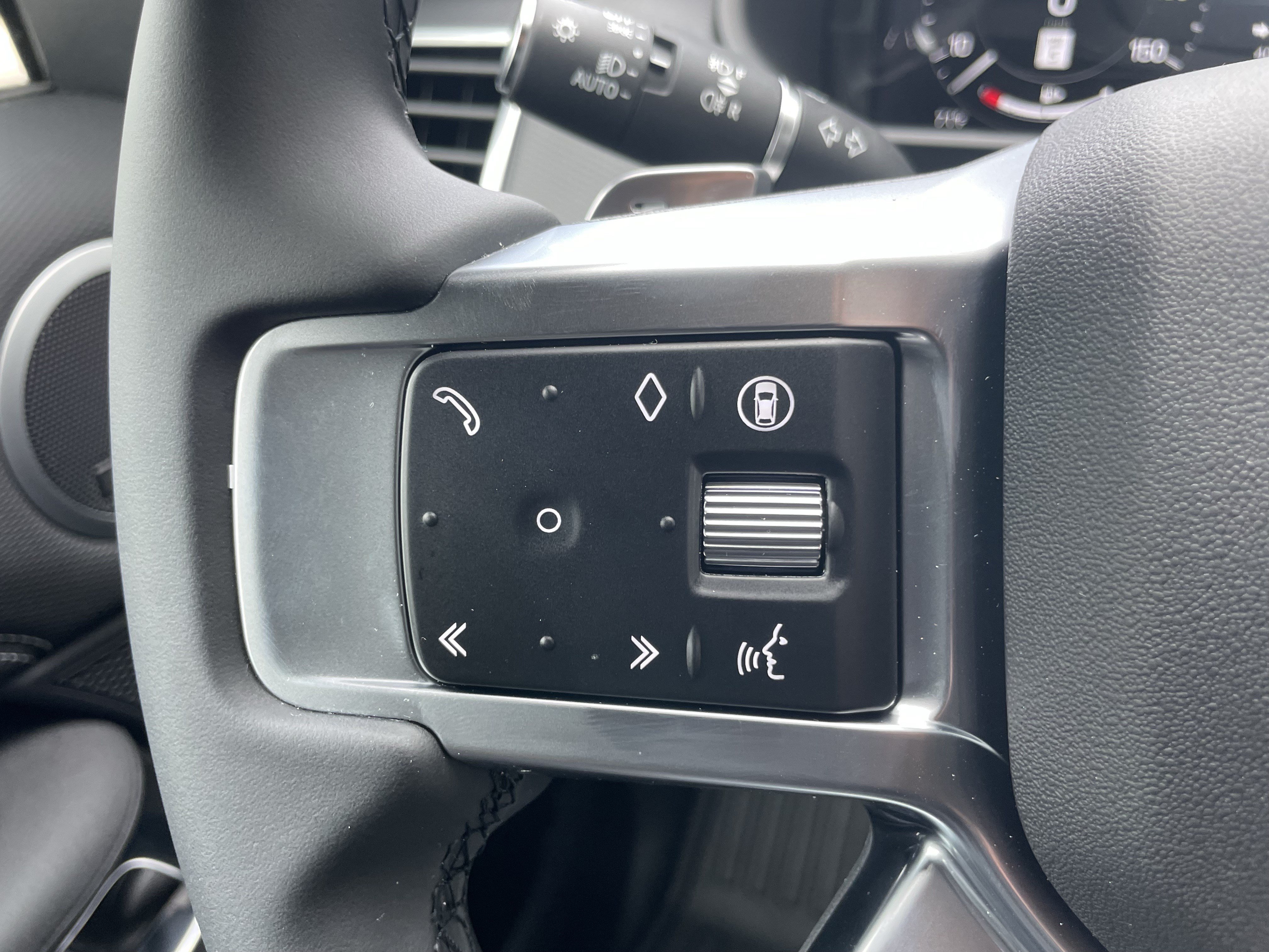 New 2026 Land Rover Discovery Dynamic SE AWD/4WD image 23