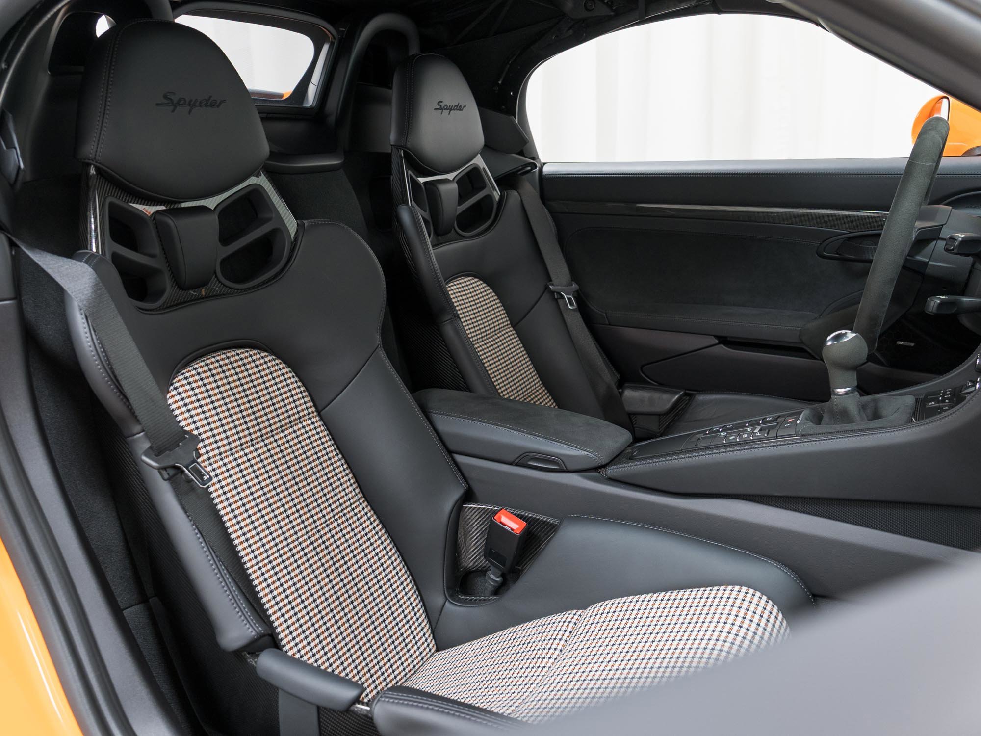 Certified 2021 Porsche 718 Boxster Spyder image 30