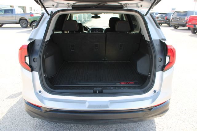 Used 2021 GMC Terrain SLE w/ Elevation Edition FWD image 7