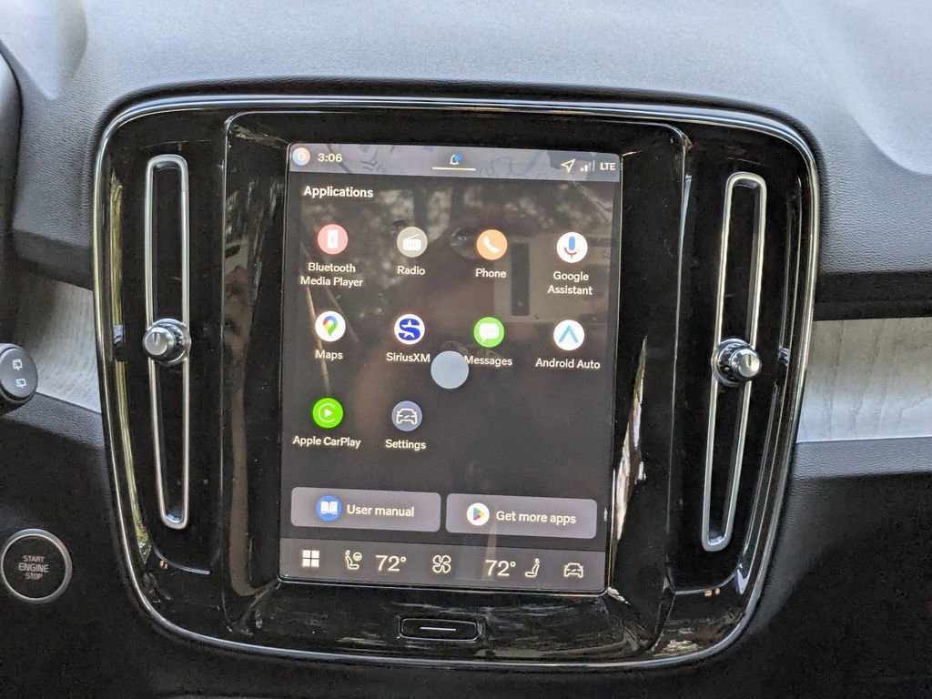 New 2026 Volvo XC40 B4 Plus w/ Protection Package Premier image 19