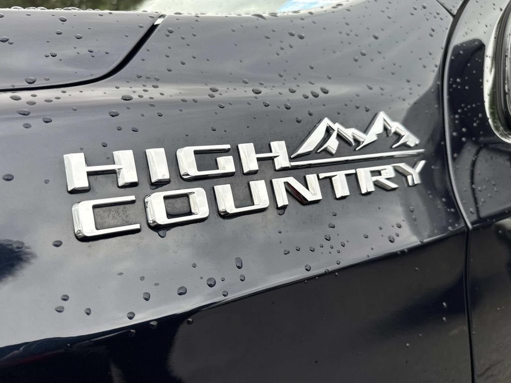 Used 2021 Chevrolet Tahoe High Country w/ Premium Package AWD/4WD image 12