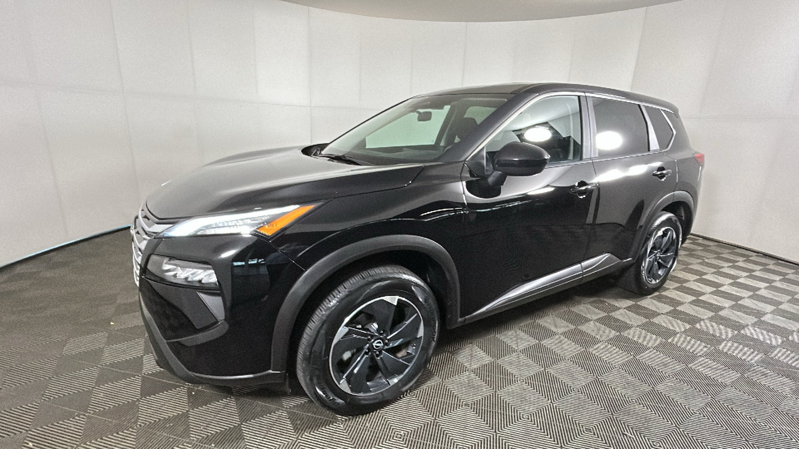 Used 2026 Nissan Rogue SV AWD/4WD image 7