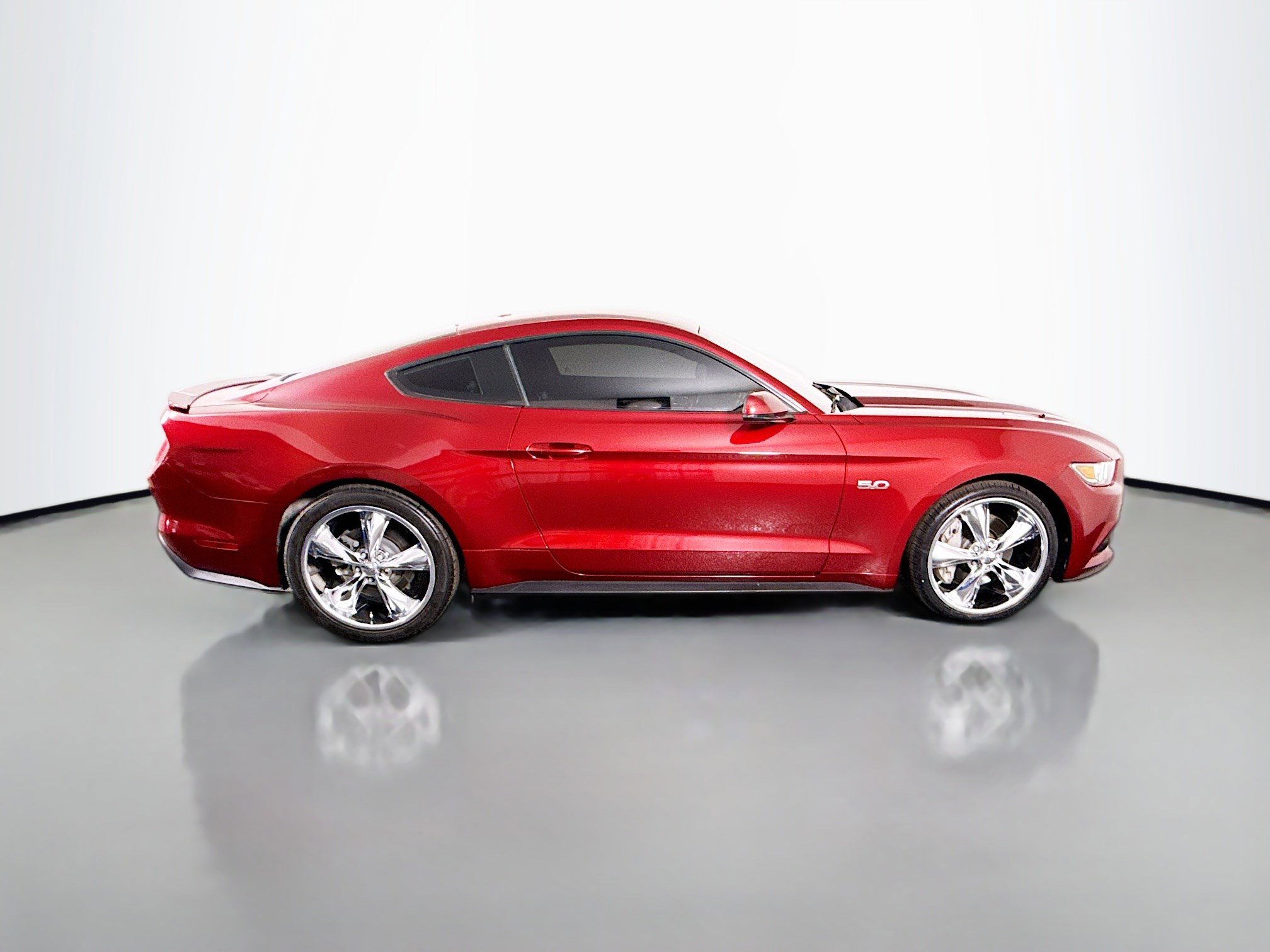 Used 2017 Ford Mustang GT Premium w/ Equipment Group 401A RWD image 11