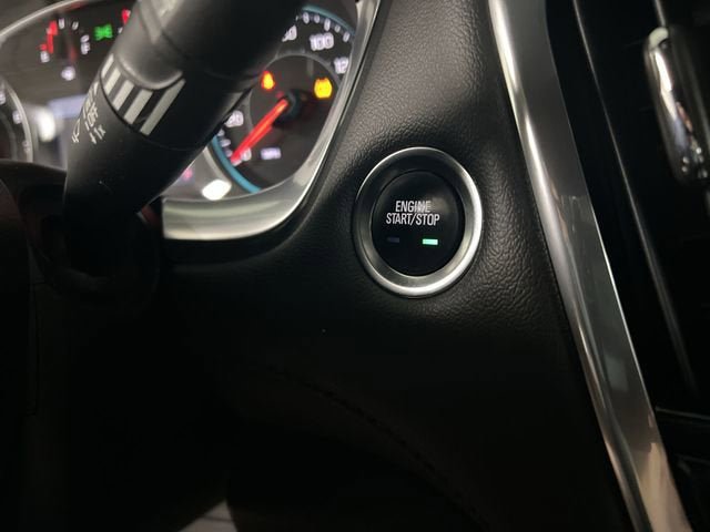 Certified 2023 Chevrolet Traverse LT FWD image 16