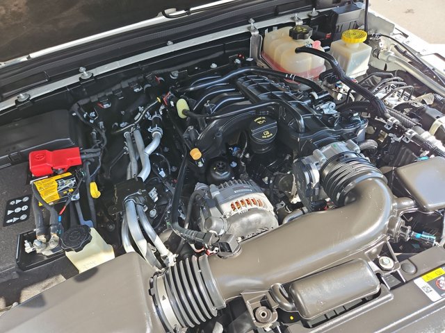 Used 2021 Jeep Gladiator Mojave AWD/4WD image 30
