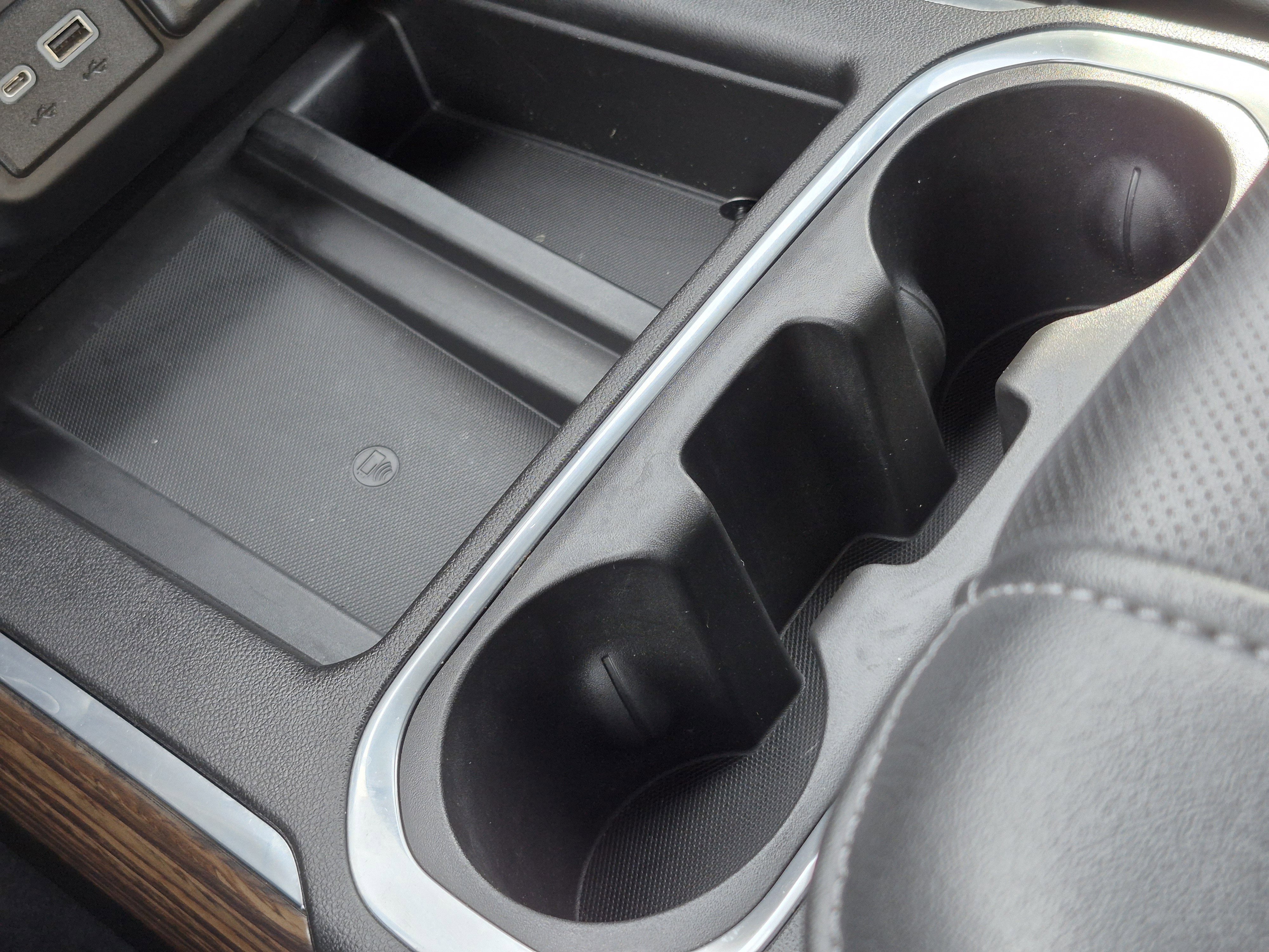 Used 2020 Chevrolet Silverado 2500 High Country w/ Technology Package image 25