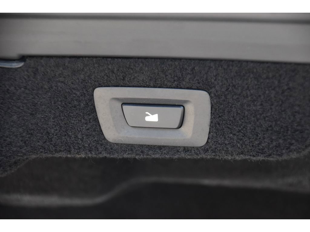 Used 2023 Lucid Air Pure image 25