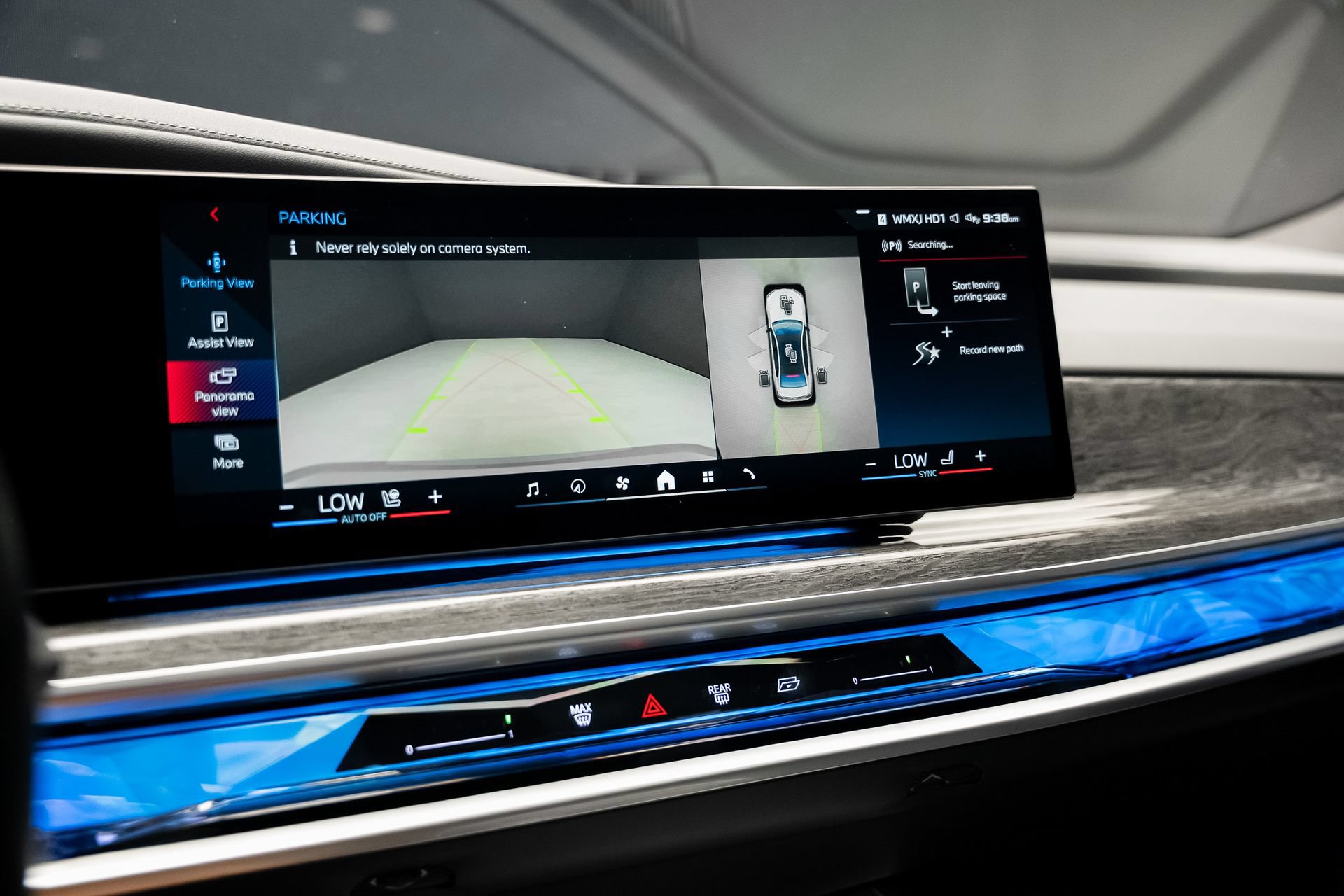 Used 2024 BMW i7 M70 AWD/4WD image 50