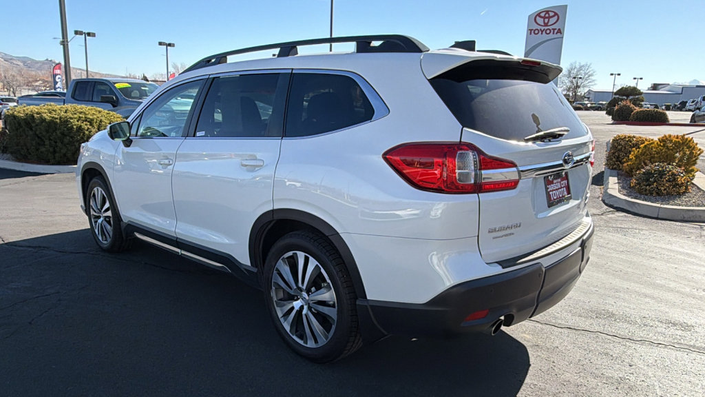 Used 2022 Subaru Ascent Limited w/ Technology Package image 5
