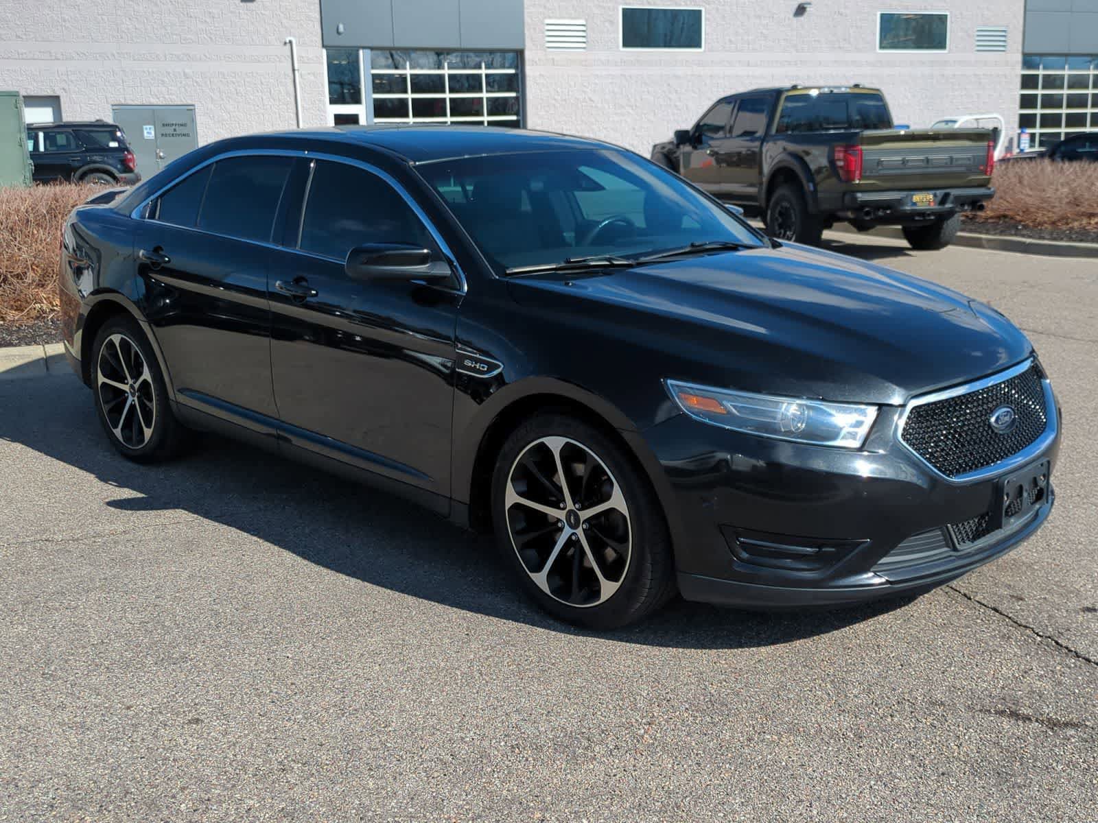 Used 2015 Ford Taurus SHO w/ Technology Package video 2