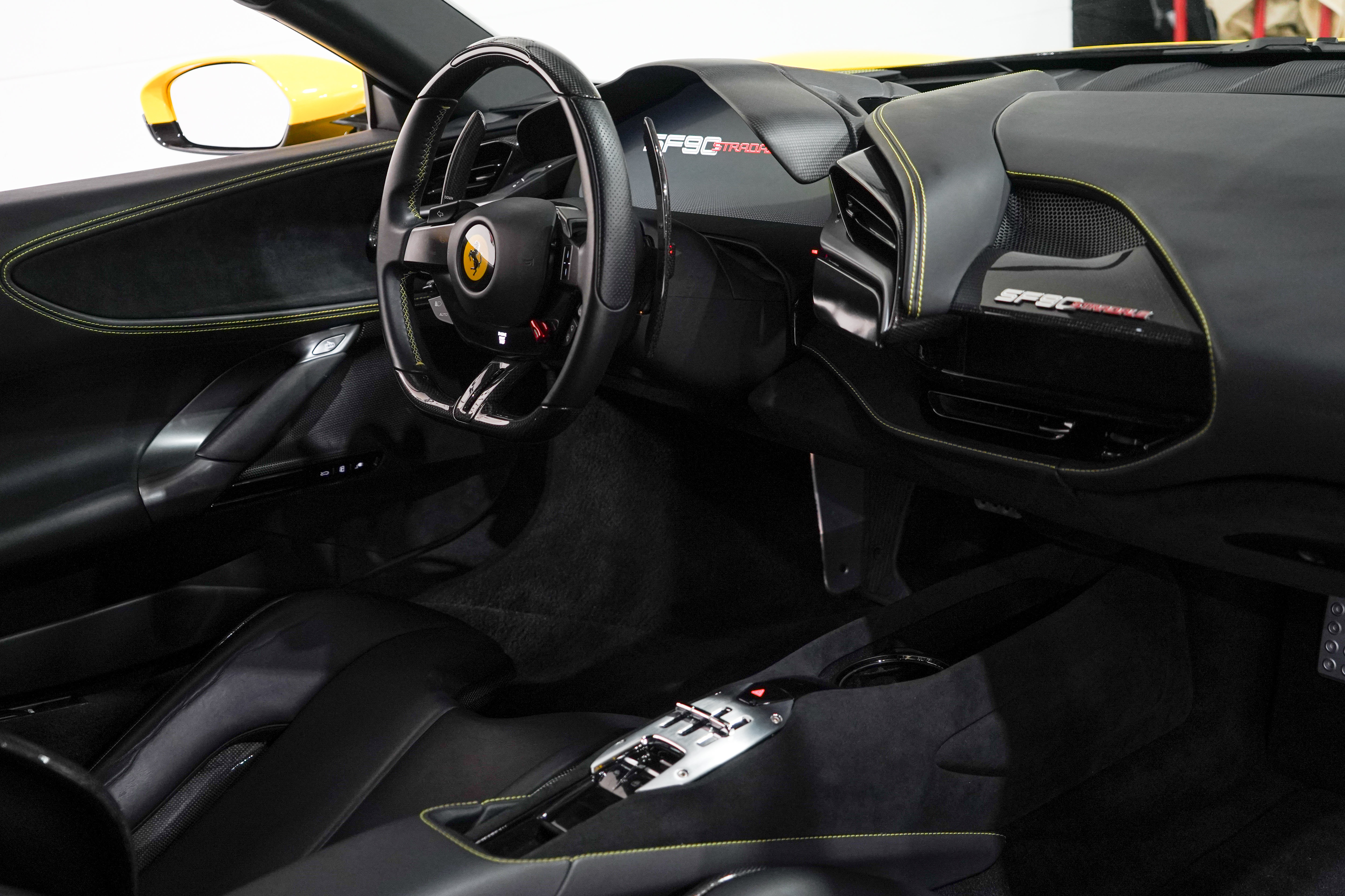 Used 2021 Ferrari SF90 Stradale AWD/4WD image 16