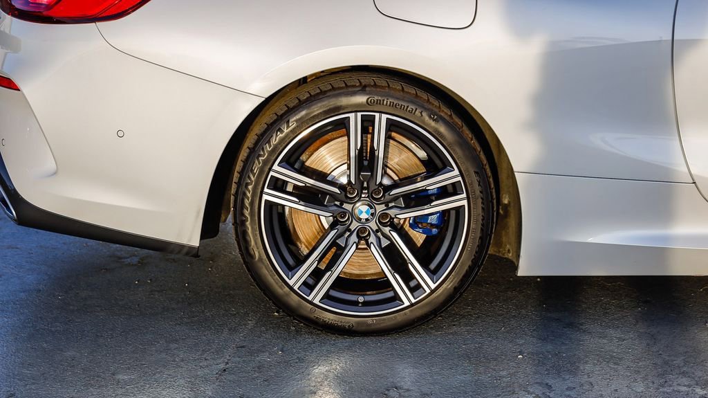 Used 2025 BMW 840i Convertible w/ Driving Assistance Package image 12