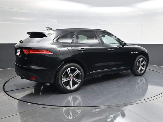 Used 2020 Jaguar F-PACE R-Sport image 3