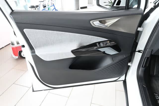 New 2026 Volkswagen ID.4 Pro RWD image 18
