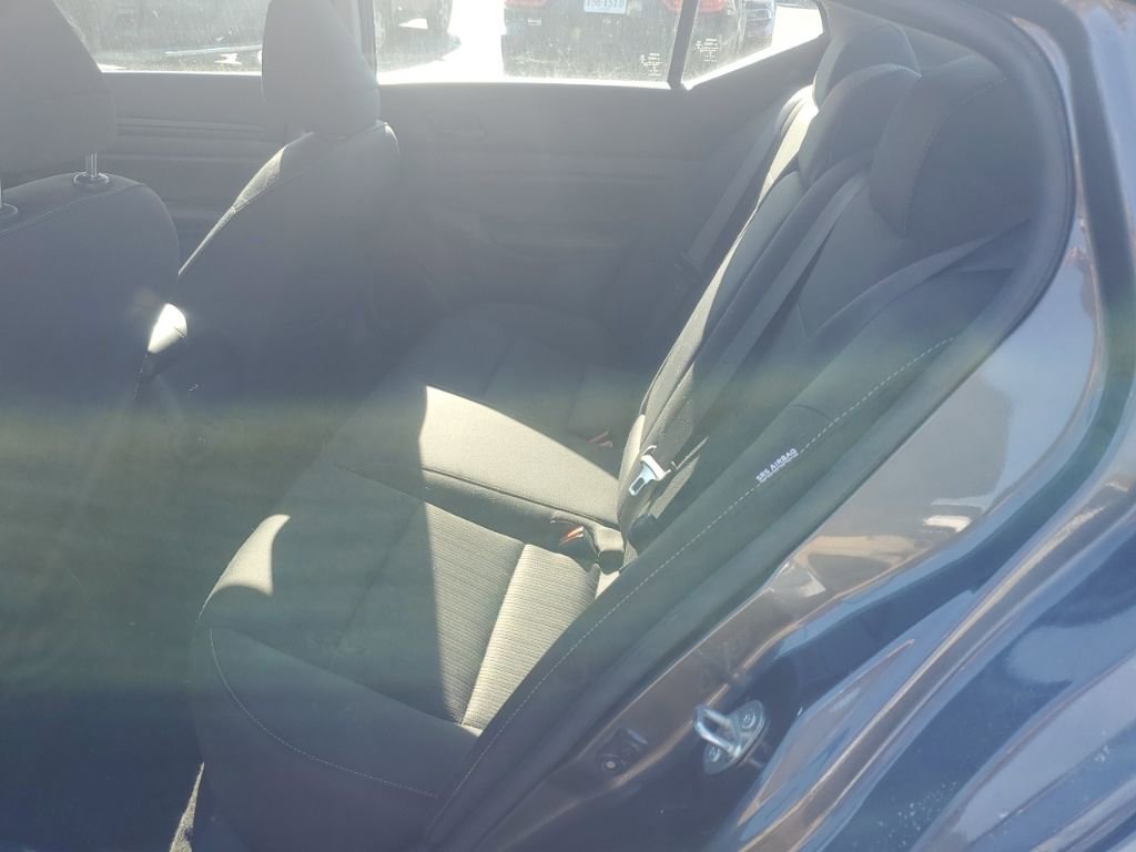 Used 2024 Nissan Altima 2.5 SV image 13