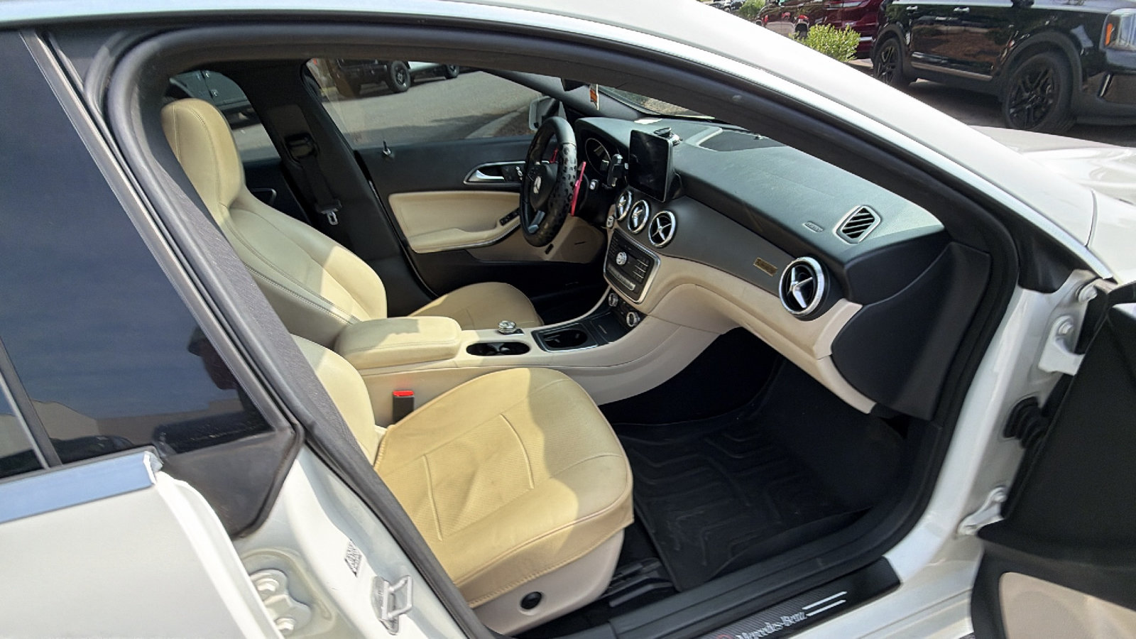 Used 2017 Mercedes-Benz CLA 250 image 20