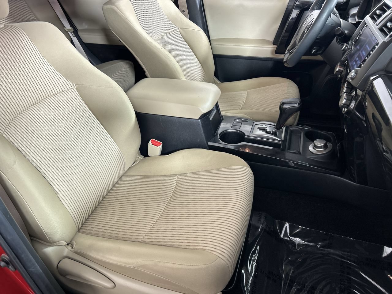 Used 2022 Toyota 4Runner SR5 AWD/4WD image 26